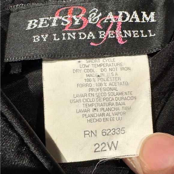 Nordstorm Elegant Black Dress w Embroidery size 22W pit to pit 23in length 48in - Picture 7 of 7